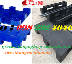pallet mặt liền khối lõi sắt